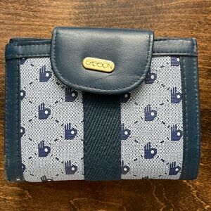 All original vintage 1980s Sasson wallet